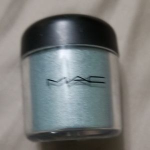 Mac loose pigment eyeshadow